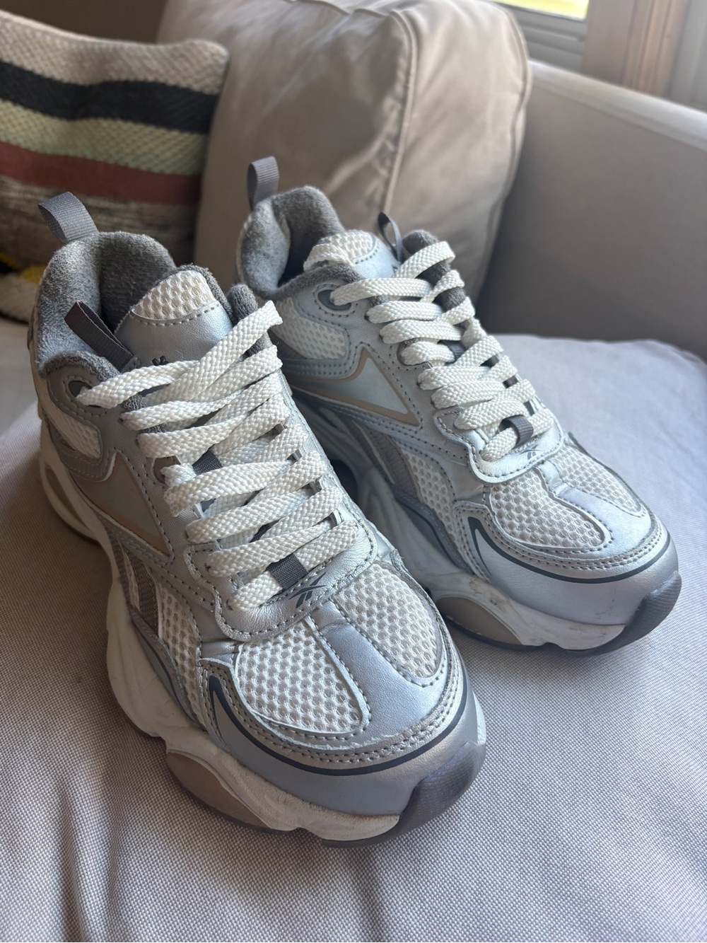 Reebok Women's White and Light Gray Chunky Sneakers
